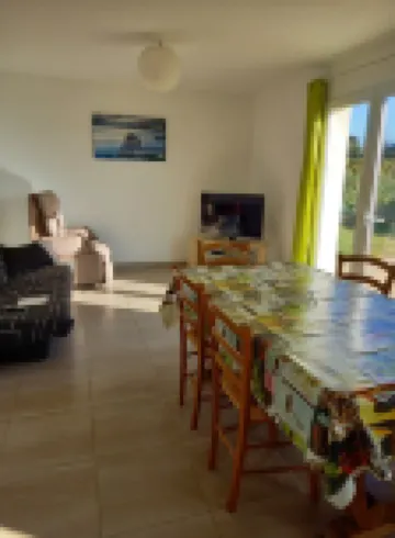 2 Bedroom Private Vacation Home in Longeville Sur Mer Hotels in Longeville-Sur-Mer