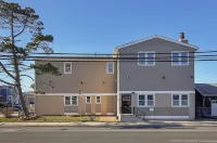 Great Seaside Family Escape - Walk to Beach and Bay - Badges, Parking, BBQ