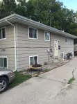 Entire Lower Level Just Off Interstate, Free Breakfast, 1,100 Sq Ft
