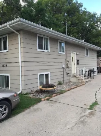 Entire lower level just off Interstate, free breakfast