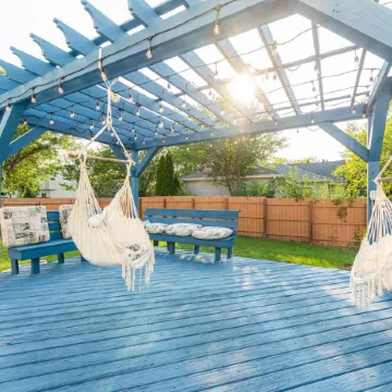 Re-Designed, Cosmos Retreat, King Bed, Hot Tub, WiFi, Large TVs, Spacious & Calm