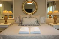 Casa Frida - Luxurious Dallas Dream Retreat: Your Exclusive Vacation Home Hotels in Paulding County