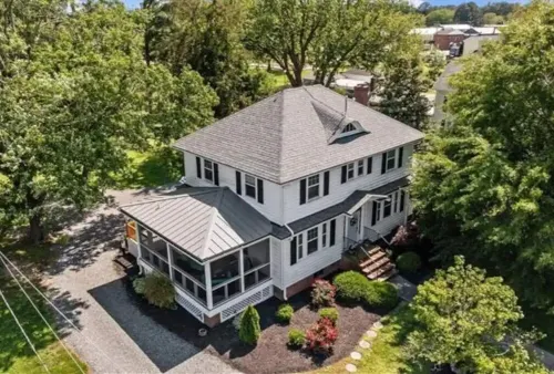 Private Kilmarnock Home: Walk to Dining + Minutes to Wedding Venues & Wineries