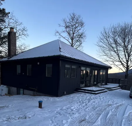 Omg Modern Country House Wrap Around Deck Beautiful Sunrise Walk to Zoom Flume.