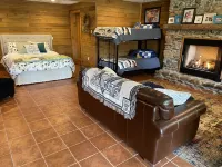 Modern Lakefront Log Cabin on Rough River Lake