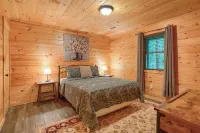 Memory Ridge Retreat, Sleeps 8, Walking Distance to Old Man's Cave