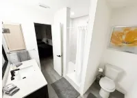 D'Oasis "Pool Paradise" Hot tub, Sleeps19 Pet friendly, Come Celebrate BOOK IT!