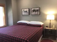 Hawks Ridge Cabin