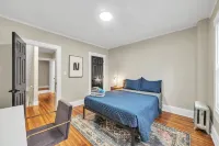 Beautiful 4BR 2 Bathroom House with Parking Hotels near Naismith Basketball Hall of Fame