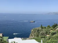 Casa Rosetta: A terrace on the sea paradise of the Amalfi Coast Hotel a Praiano