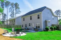 Pinehurst Golf Retreat, Pool Table, Fire Pit! Các khách sạn ở Moore County