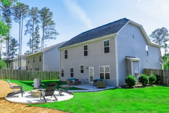 Pinehurst Golf Retreat, Pool Table, Fire Pit!