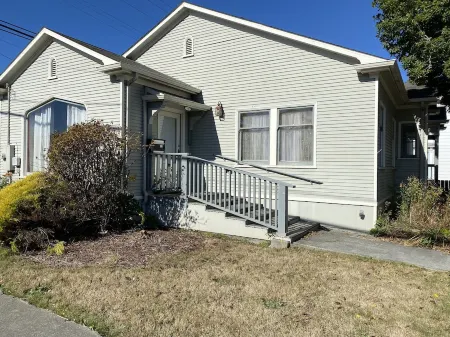 Centrally located historic bungalow, minutes from downtown and Cal Poly Humboldt