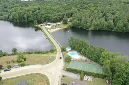 Lakefront Peaceful Getaway in Mountain Lakes