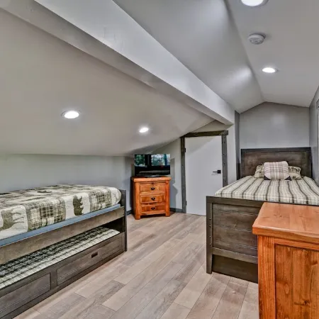 Simply Wonderful....Fully Remodeled Cabin in Pine, AZ Отели в г. Пайн