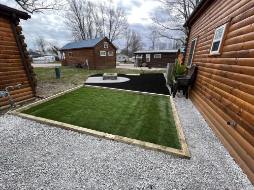 Lazy Bear Cabin in between Geneva-on-the-Lake and the Historic Ashtabula Harbor