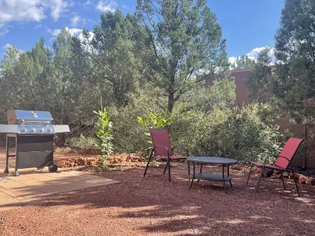 Sedona Garden Studio central to spectacular hikes!