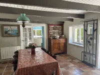 Penty: Direct access to the beach 350m (800m2 enclosed garden)