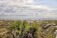 TYBEE ISLAND BEACH FRONT CONDO!<br>
