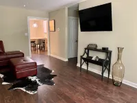 Quincy Ranch ~ Pet Friendly 3 bedroom 2 bath home