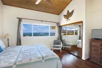 Amazing Views in this 2 Bedrooms/2.5 Baths Condo