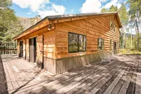NEW! Secluded & Cozy Gold Creek Cabin Fire-pit / ATV & Hiking Trails / Gameroom