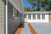 POSH LIVING in Fort Walton Beach