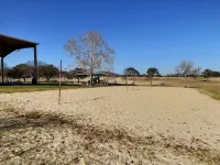 Remodeled home with firepit! 1 mile to Randolph AFB & 3 parks! Hotels in Universal City