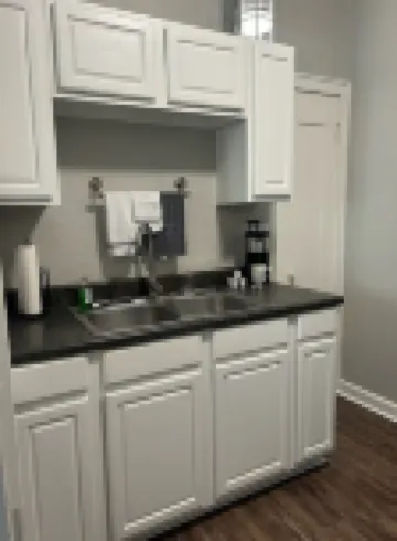 Quaint Downtown Studio 阿肯色城酒店