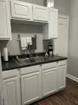 Quaint Downtown Studio