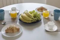 Apartment for 8: modern, spacious, kids-friendly, stunning view on the bay 普斯里普住宿飯店