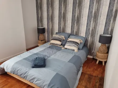 Appartement Face à la mer et la Tour Vauban Отели рядом с достопримечательностью «Chapelle Notre-Dame-De-Rocamadour»