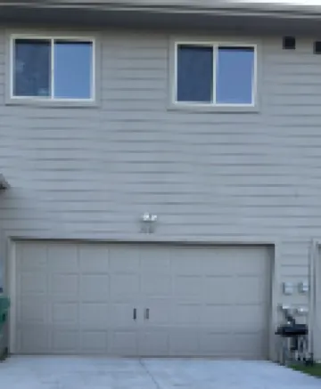 Brand new charming 2 bedroom Townhouse get away