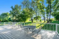 Great Location! Notre Dame few minute drive- Newer house- sleeps 12 Hotel a Clay Township