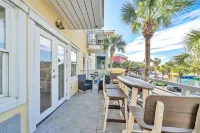 Relax in the Heart of Gulf Place! Cozy Studio! Steps to Deeded Beach!