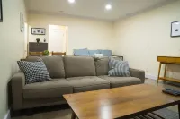 Private Bungalow - Quiet & Convenient in Pasadena