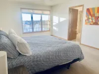 Wonderful 3 bdrm 3 bath condo w great views & tons to do! Brand new Central AC!