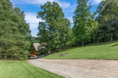Waterfront cabin with party dock. We are pet friendly so bring the whole family. Hotels near Northeast Georgia History Center