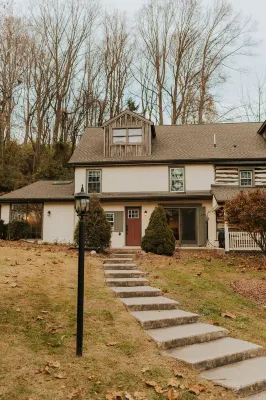 3-bedroom farm stay just 19 minutes from West Chester University Hotels in Chester County