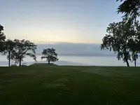 Remodeled Lake House 4 Bed/ 3 bath, Pet Friendly Enjoy Fall on Cayuga Lake!