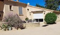 Le Chinaillon, holiday appartment in Saumane de Vaucluse, near facilities