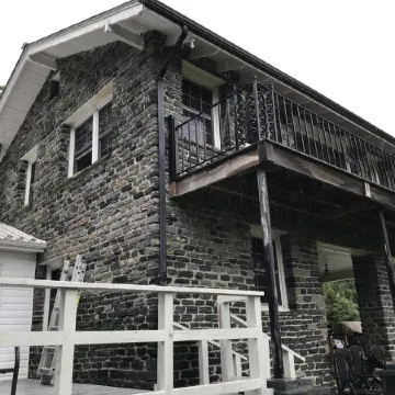 Entire Guest Suite in Haus Edelweiss on the Blue Ridge Parkway