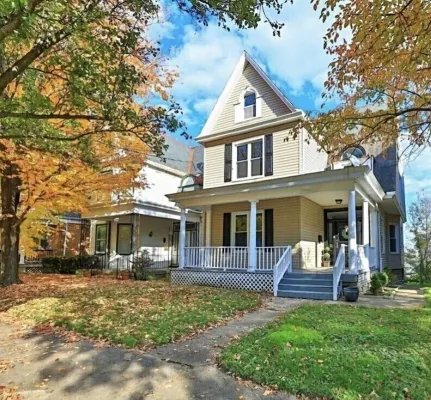 Modern Victorian Family Home Mins-To Downtown/OTR!!