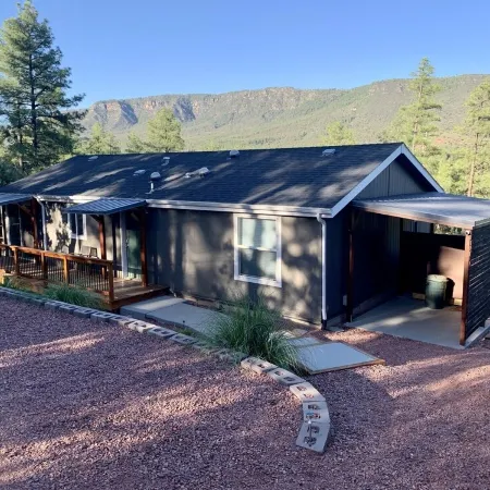 Entire Home! Big Style, Big Views, Great Location!