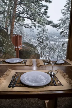 Rejuvenation Mountian, Estes Park CO Отели рядом с достопримечательностью «Gem Lake»