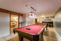 Tranquil Lodge with A+ Amenities