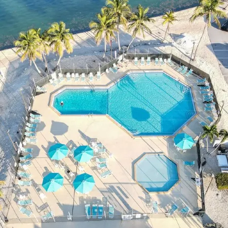 Emerald Seas - Florida Keys Ocean Front Paradise!