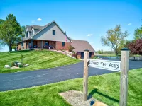 AMAZING FARM RENTAL! CLOSE TO GRAND PARK!