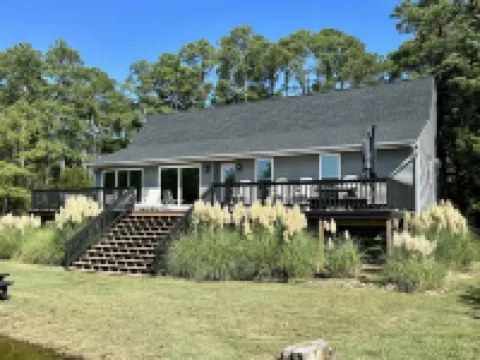 The Harbor House - Waterfront Home with Private Pier & Amazing Views!
