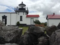 Coastal Retreat Across From Puget Sound Sleeps 2-4. High Speed Internet. Hôtels à : Hansville